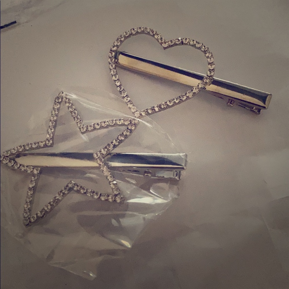 Hair clips